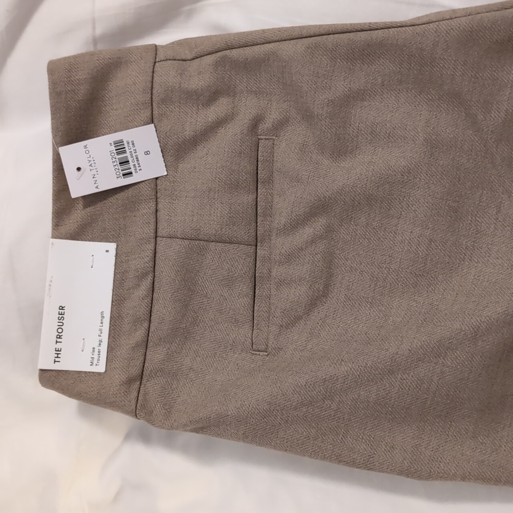 Ann Taylor Factory The Trouser pants, Size 8, Tan